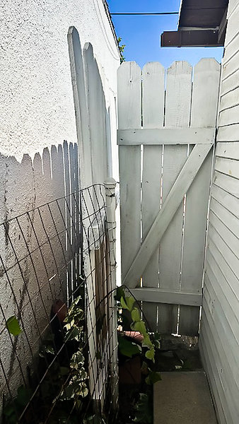 West Neigh-6 - Current fence to come down